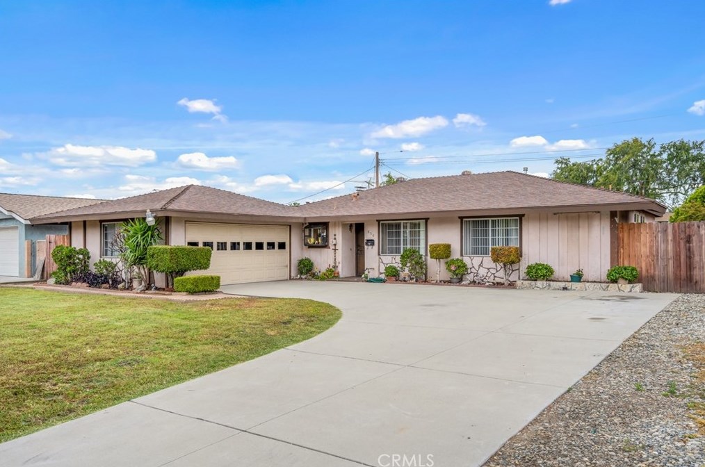 850 Dodge Ct, Pomona, CA 91766