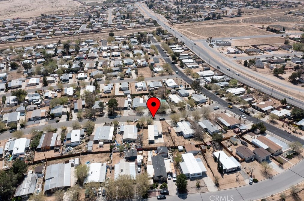 19010 Hinton St, Hesperia CA  92345-6742 exterior