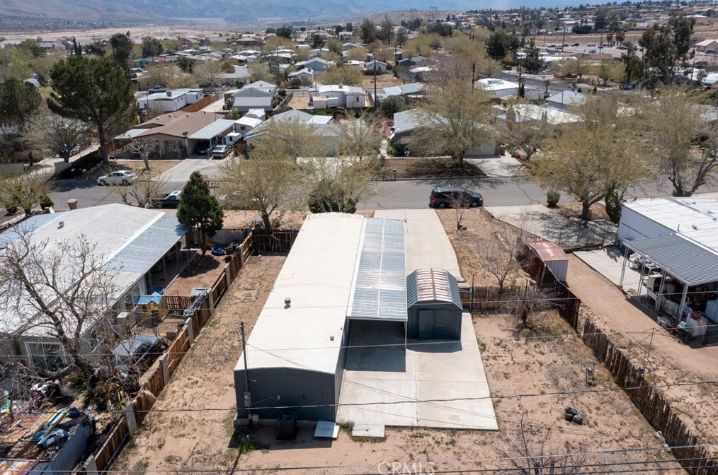 19010 Hinton St, Hesperia CA  92345-6742 exterior