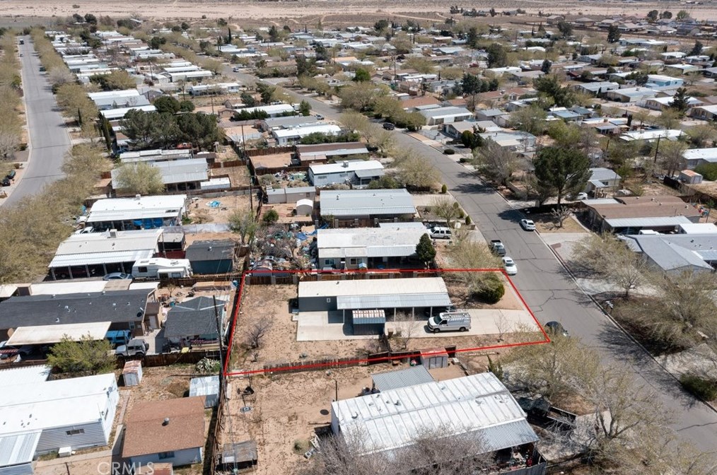 19010 Hinton St, Hesperia CA  92345-6742 exterior