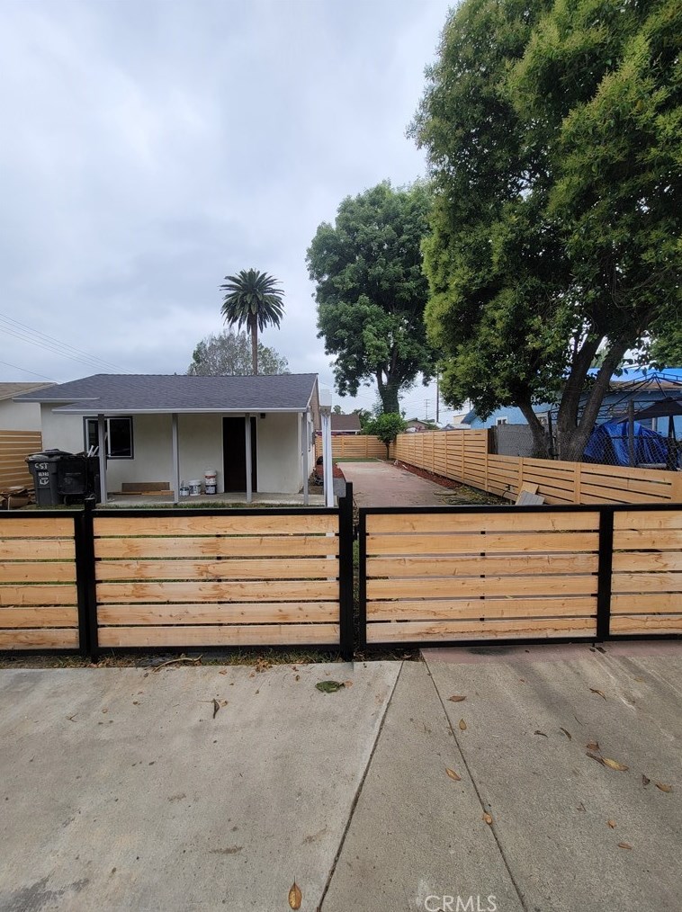 1923 C St, La Verne, CA 91750