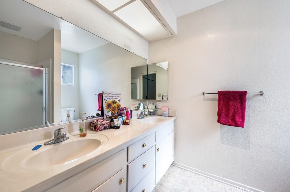 26203 Kalmia Ave, Moreno Valley CA 92557-5757 exterior