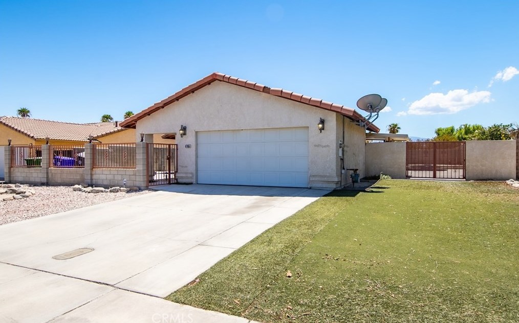 67855 Paletero Rd, Cathedral City, CA 92234-5569