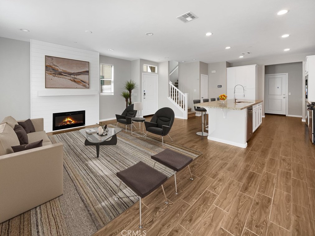 35318 Marabella Ct, Winchester, CA 92596
