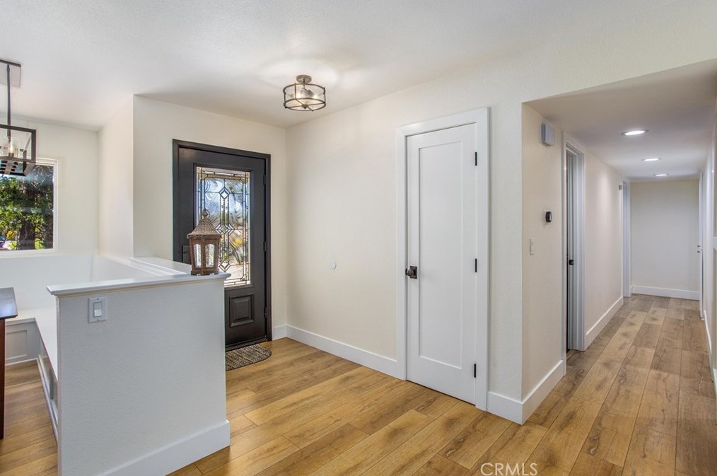 237 Eucalyptus Dr, Redlands CA  92373-7122 exterior