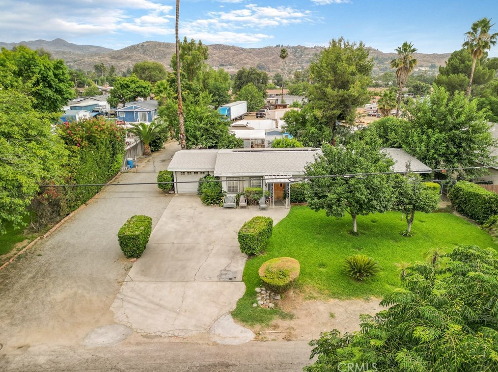 40661 Johnston Ave, Hemet, CA 92544-7310