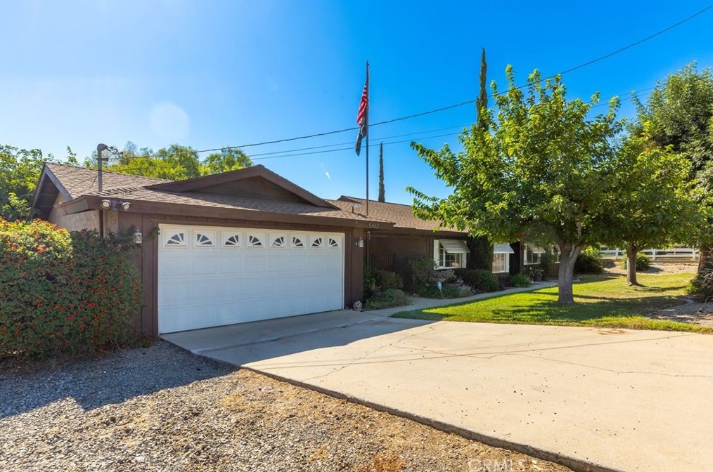 5462 Rutile St, Jurupa Valley, CA 92509