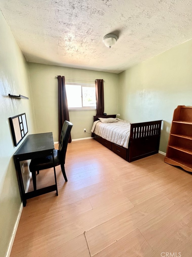 11921 Hubbard St, Moreno Valley CA 92557-6422 exterior