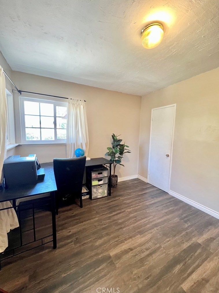 11921 Hubbard St, Moreno Valley CA 92557-6422 exterior