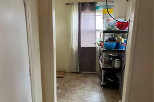 913 E 87th St, Los Angeles, CA 90002 - Photo 4