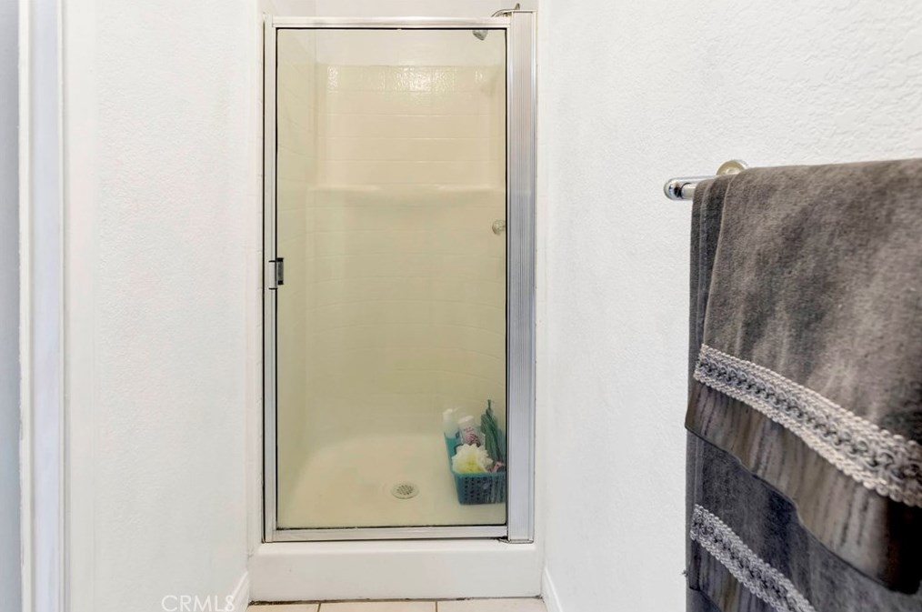 5165 Cygnet Rd, Phelan CA  92371-8573 exterior