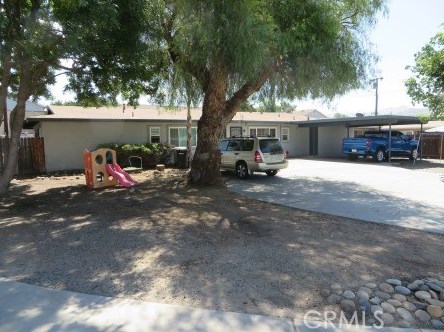 670 Lanier St, Hemet, CA 92543