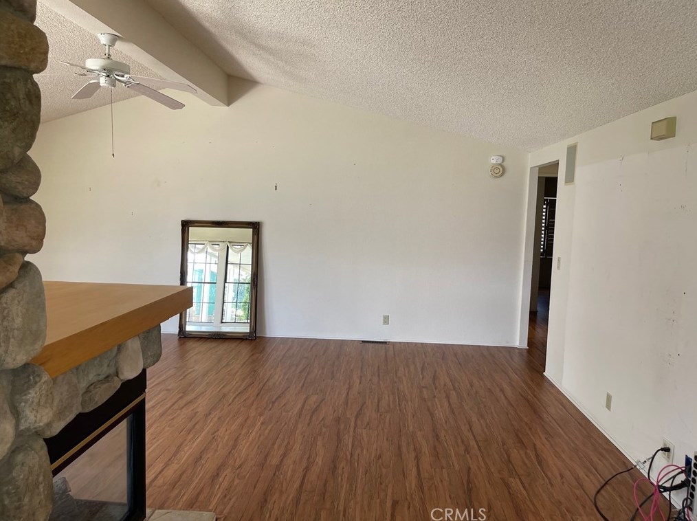 28963 Camino Alba, Murrieta CA  92563-5647 exterior