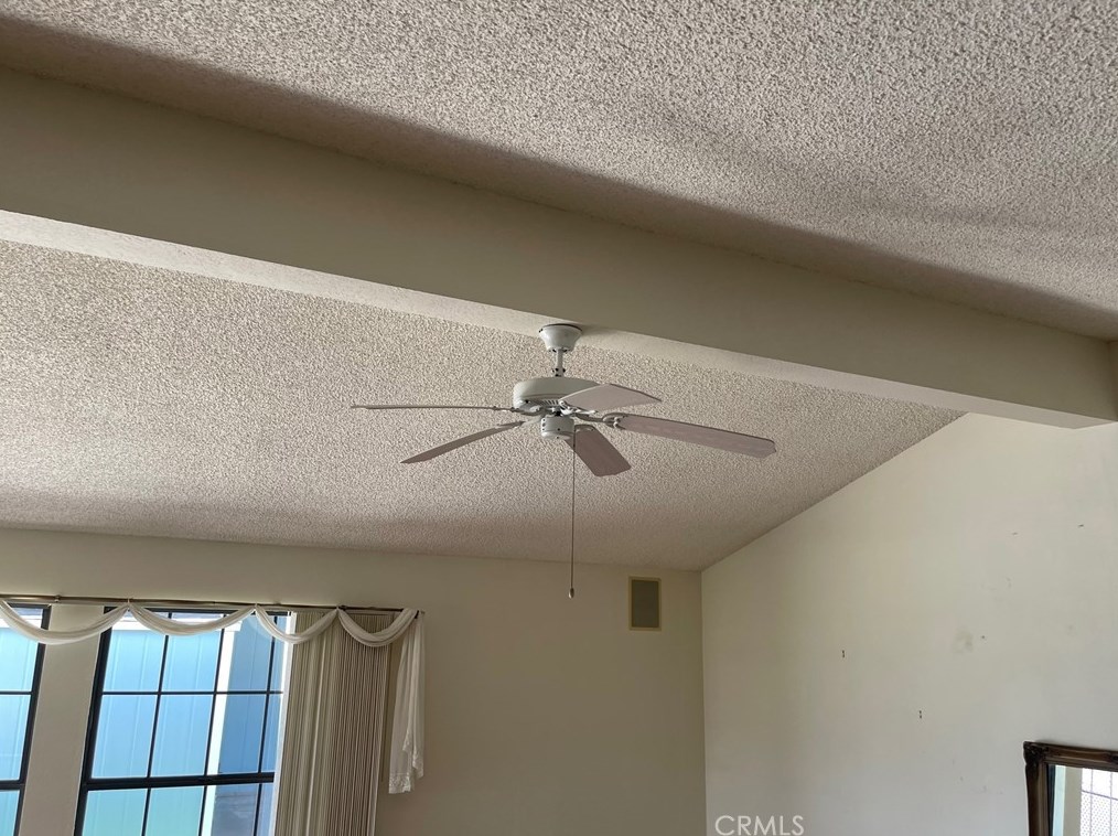 28963 Camino Alba, Murrieta CA  92563-5647 exterior