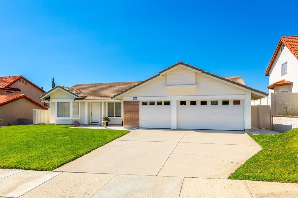 24174 Rimview Rd, Moreno Valley, CA 92557-3010