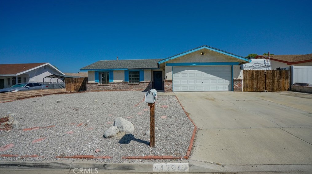 44394 Meadow Grove St, Hemet, CA 92544-2633