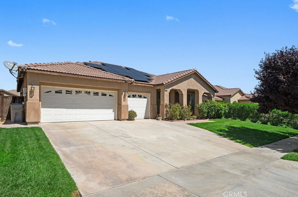 13912 Pinellia St, Hesperia, CA 92344-0016