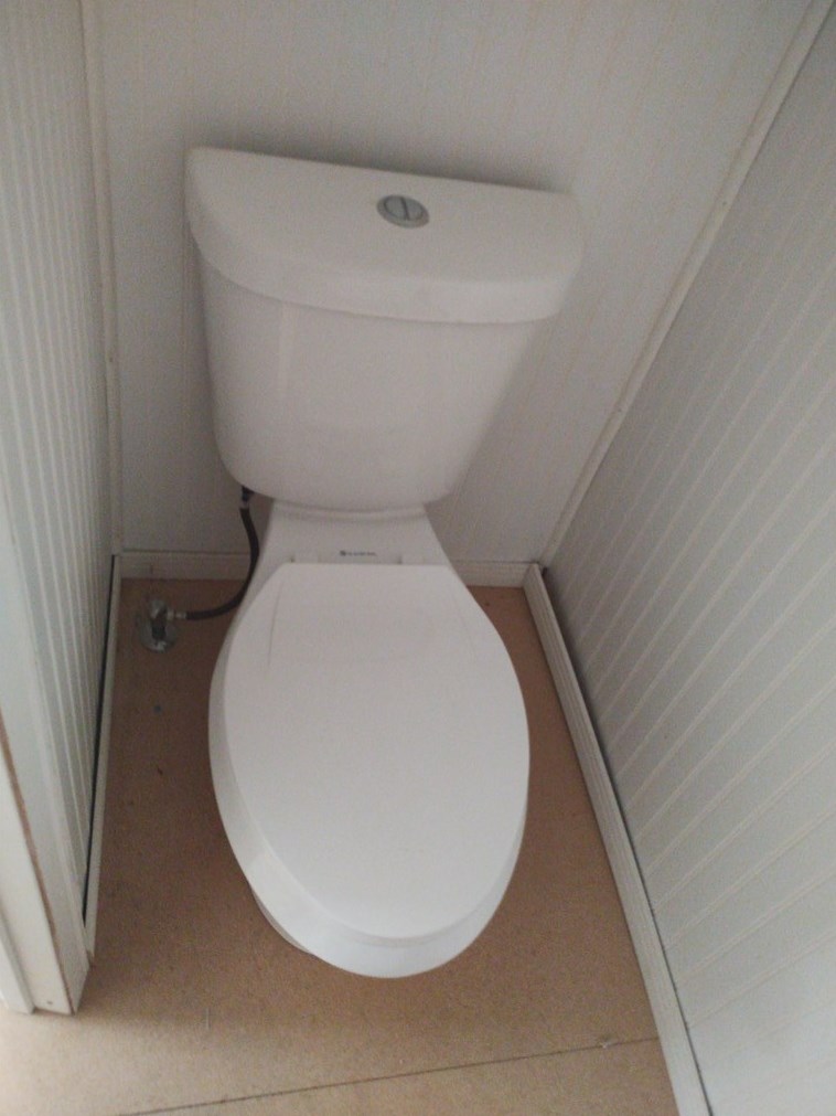 32826 Lakeview Ave, Newberry Springs CA  92365-9781 exterior