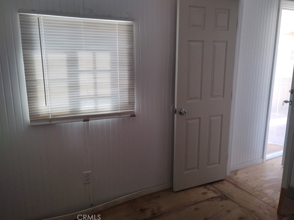 32826 Lakeview Ave, Newberry Springs CA  92365-9781 exterior