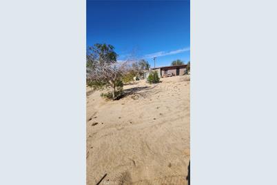 67826 Daisy, 29 Palms MCB, CA 92277 - Photo 1