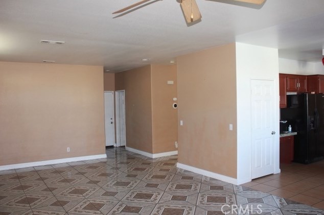 14180 Nantucket St, Hesperia CA  92344-8284 exterior