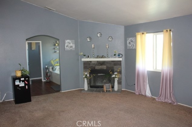 14180 Nantucket St, Hesperia CA  92344-8284 exterior