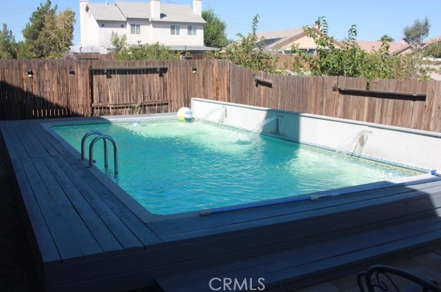 14180 Nantucket St, Hesperia CA  92344-8284 exterior