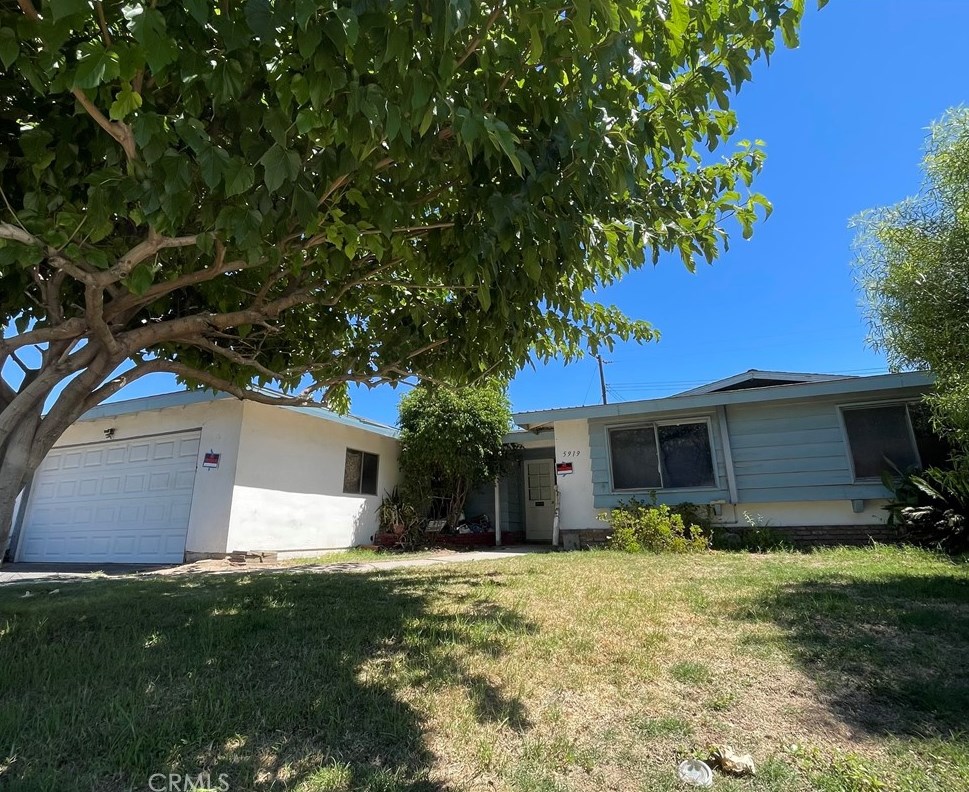 5919 Wadsworth Ave, Highland, CA 92346-1612