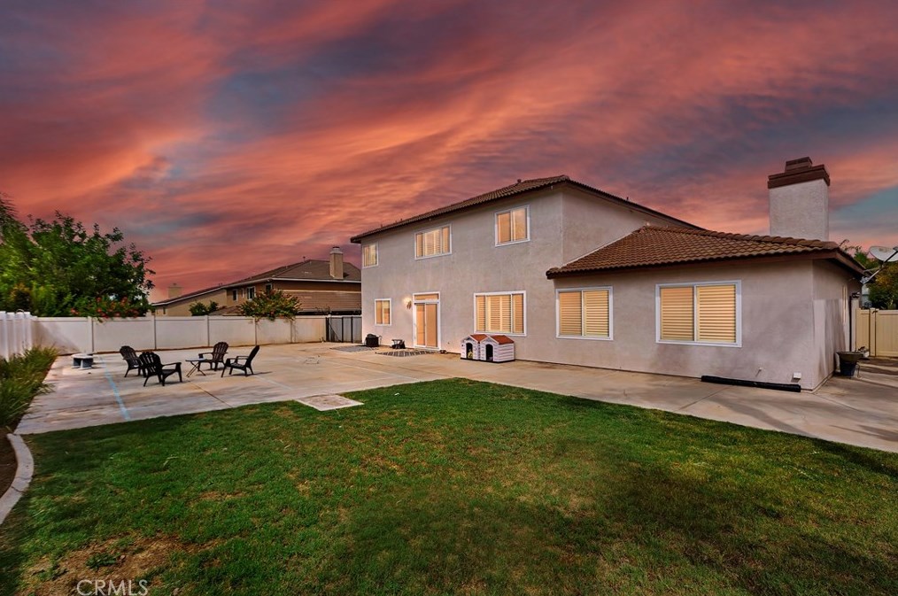 19241 Dandelion Ct, Riverside, CA 92508