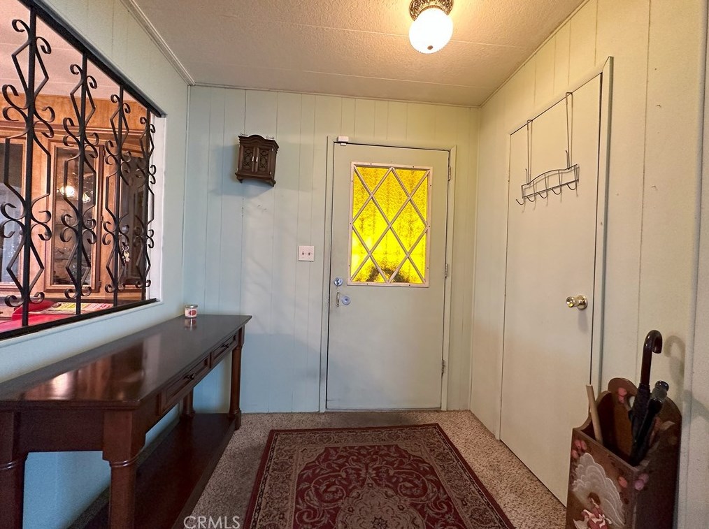 1099 San Marcos Dr, Hemet CA  92543-6987 exterior