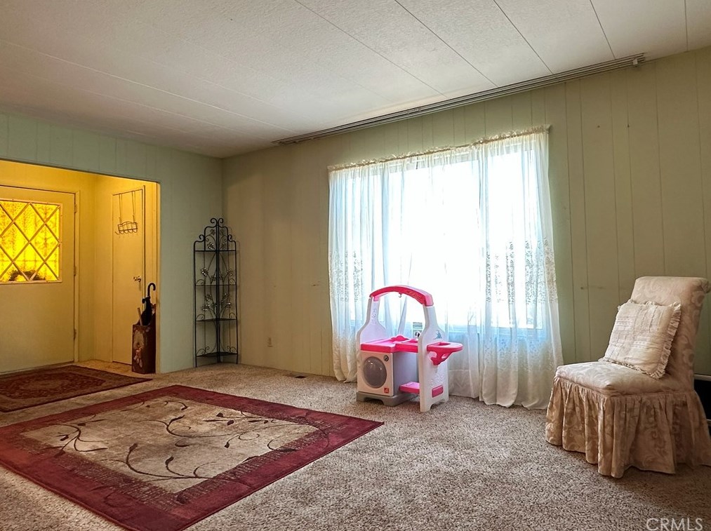 1099 San Marcos Dr, Hemet CA  92543-6987 exterior