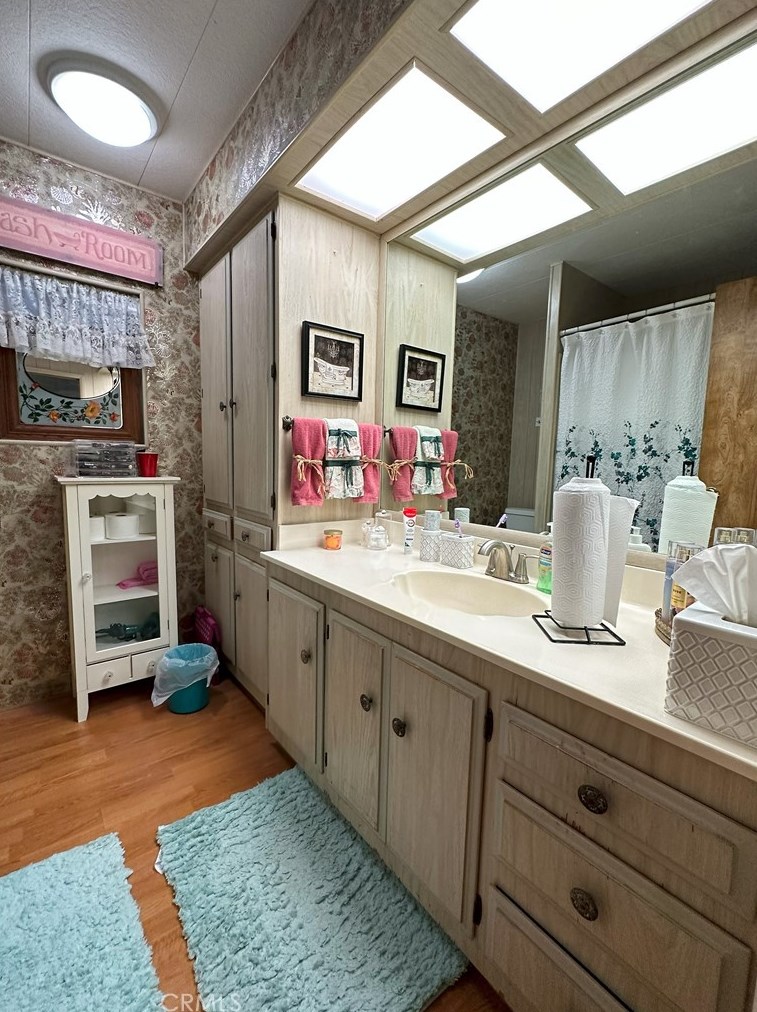 1099 San Marcos Dr, Hemet CA  92543-6987 exterior