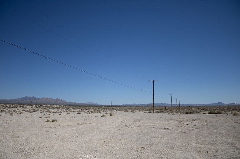 31345 Baker Rd, Lucerne Valley CA  92356-9577 exterior