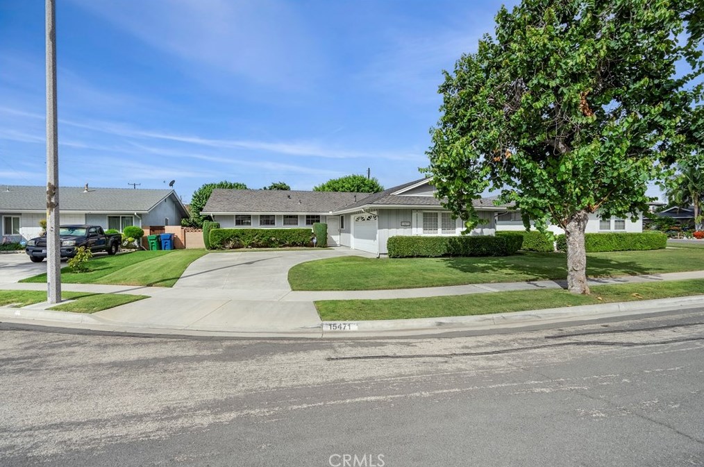 15471 Marlborough Cir, Westminster, CA 92683-7028