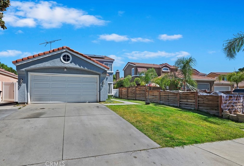 1048 Dahlia Ct, Hemet, CA 92545-4768