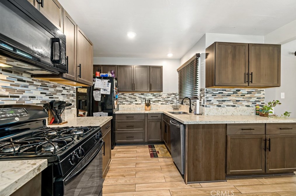 20215 Magnolia Ave, Lakeview, CA 92567