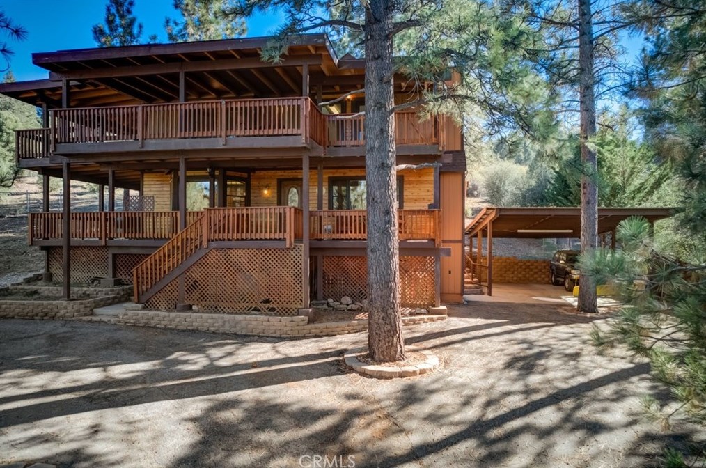 2170 Mariposa Ln, Big Bear City, CA 92314