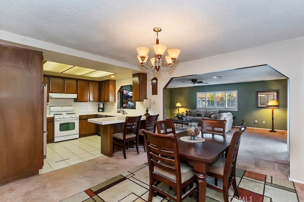 24376 Via Del Sol St, Moreno Valley CA  92553-3348 exterior