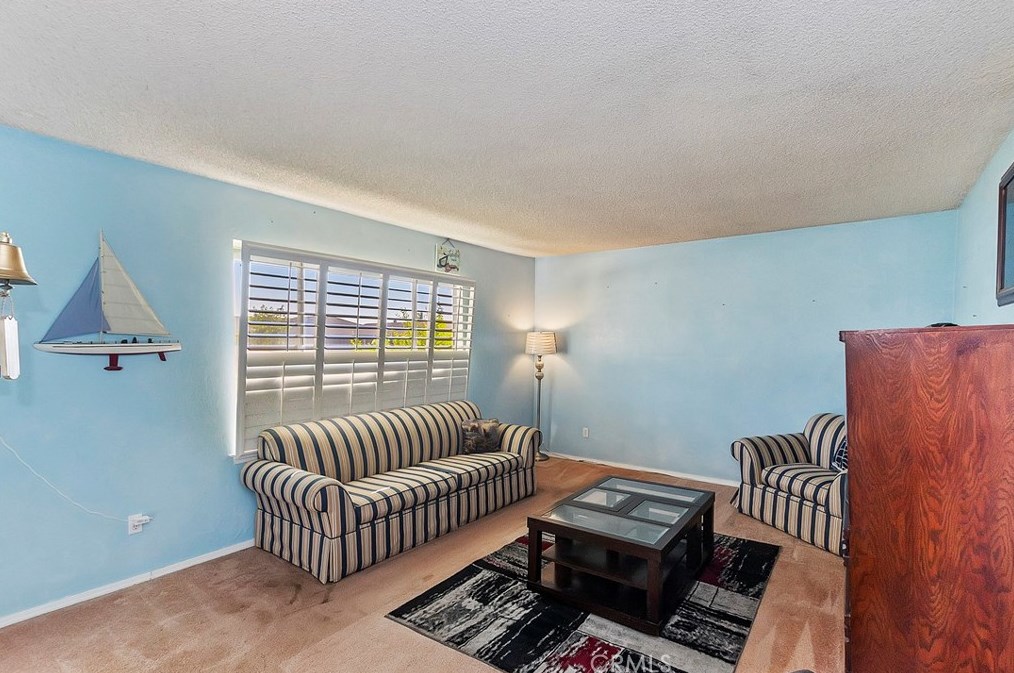 24376 Via Del Sol St, Moreno Valley CA  92553-3348 exterior