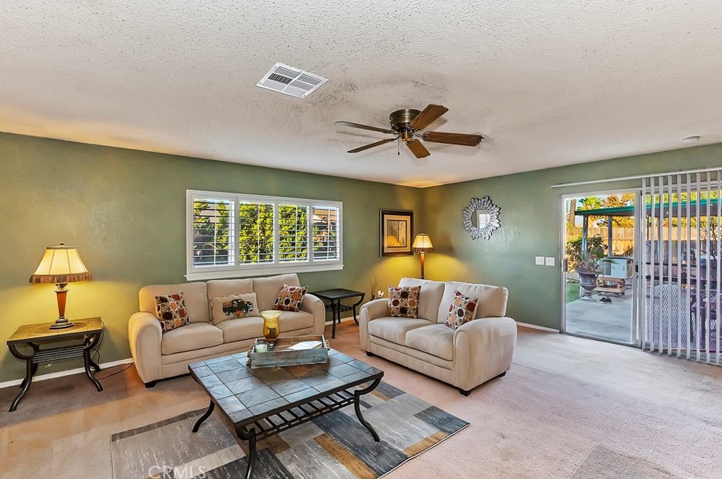 24376 Via Del Sol St, Moreno Valley CA  92553-3348 exterior