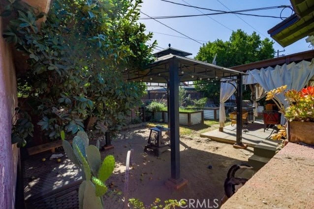 10914 Maza St, Norwalk, CA 90650-2568