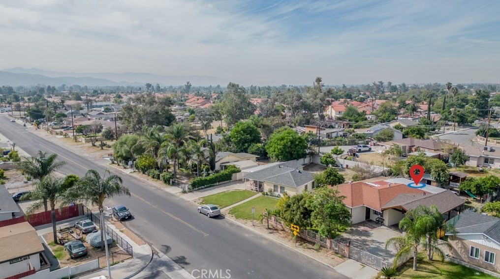 9164 Elm Ave, Fontana, CA 92335