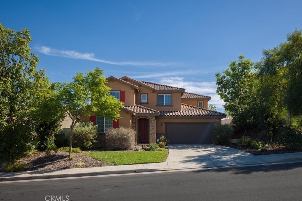 4155 Pearl St, Lake Elsinore, CA 92530