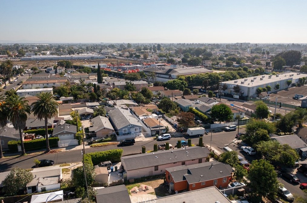 10972 Mckinley Ave, Los Angeles CA  90059-1555 exterior
