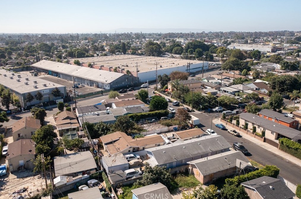 10972 Mckinley Ave, Los Angeles CA  90059-1555 exterior