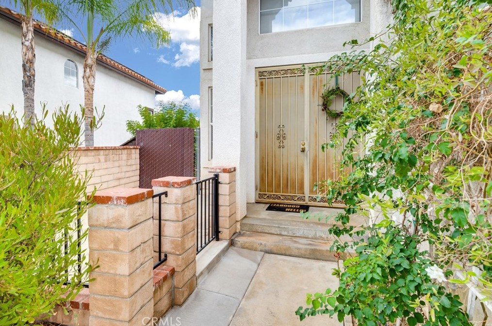 15780 Oliver St, Moreno Valley, CA 92555-4908