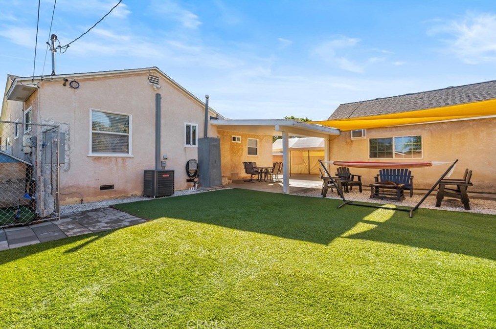 14733 Brink Ave, Norwalk CA  90650-5807 exterior