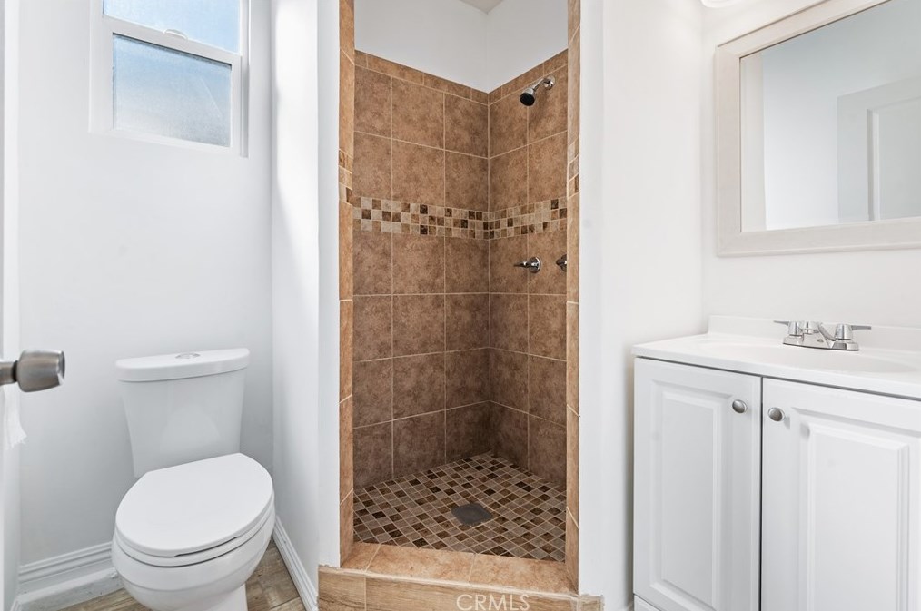 14733 Brink Ave, Norwalk CA  90650-5807 exterior