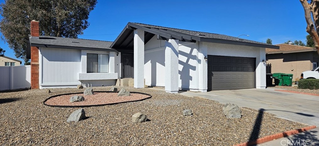 14523 Cholla Dr, Moreno Valley, CA 92553-7103