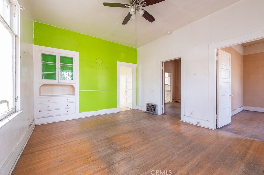 167 E 4th St, San Bernardino, CA 92410